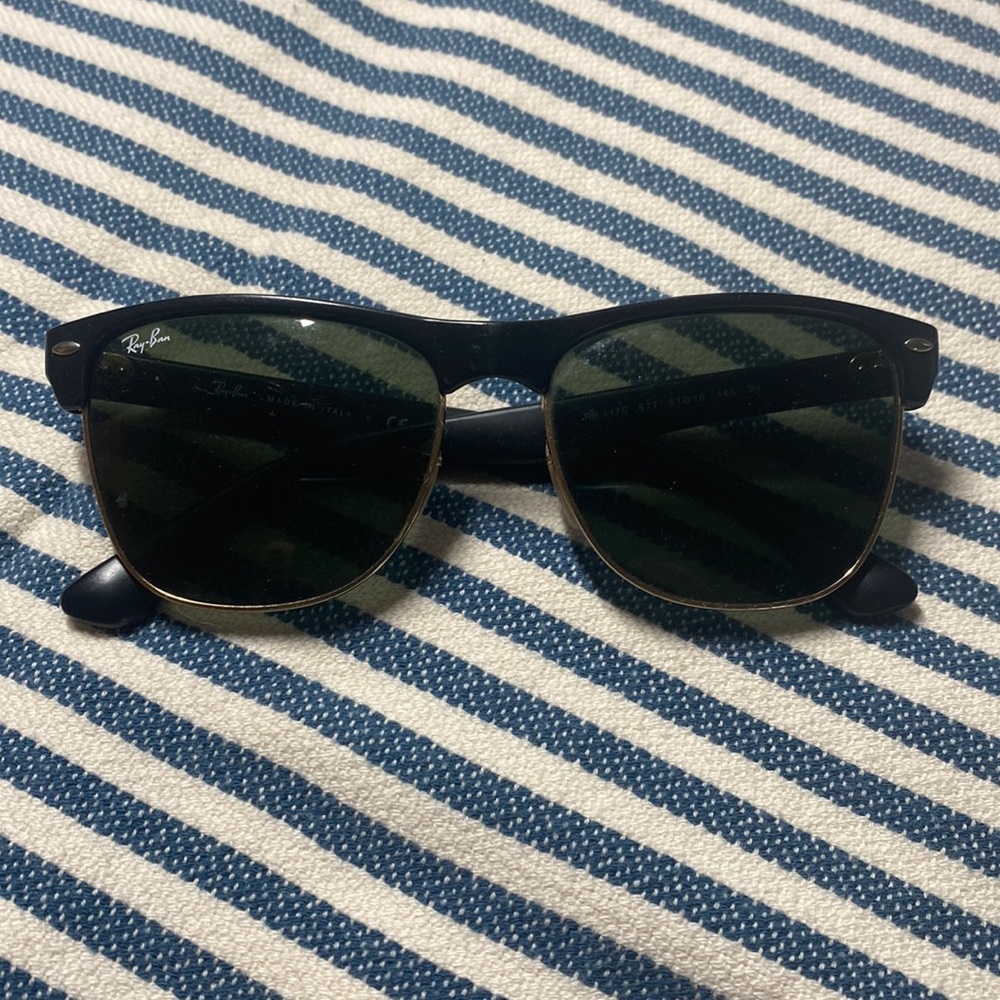 Ray Ban Sunglasses - Clubmaster Oversized